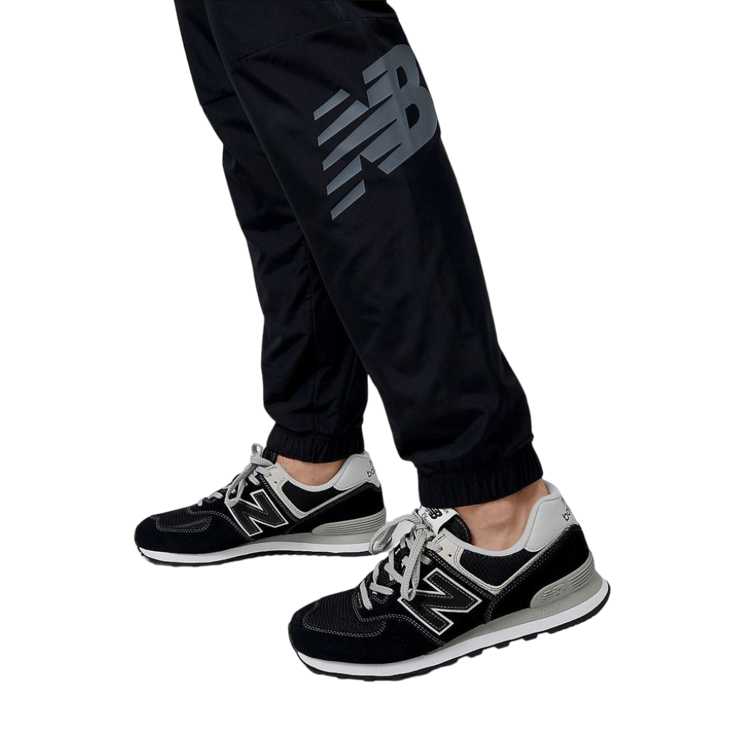 New Balance Essential Active Woven Pant MenAlive & Dirty 
