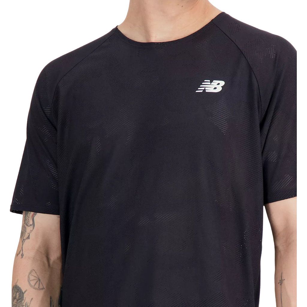 New Balance Speed Jacqaurd T-Shirt MenAlive & Dirty 