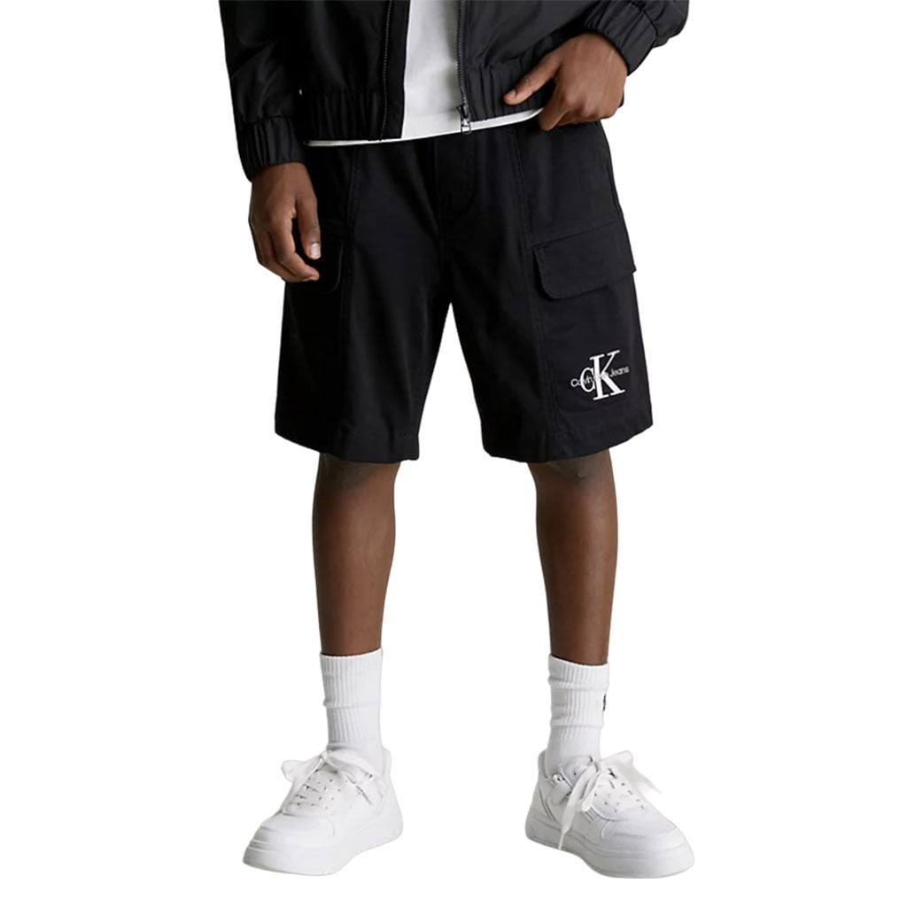 Calvin Klein Sateen Cargo Short JuniorAlive & Dirty 