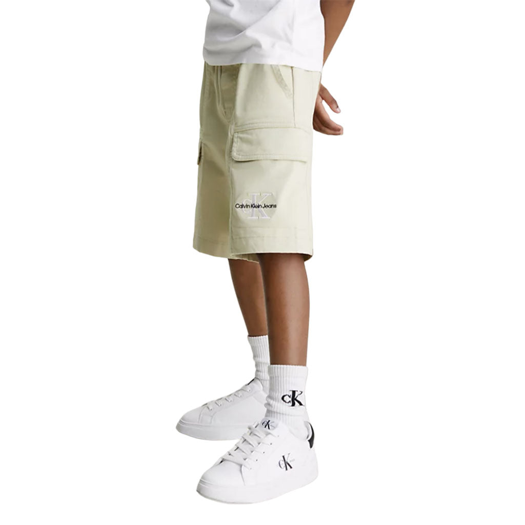 Calvin Klein Sateen Cargo Short JuniorAlive & Dirty 