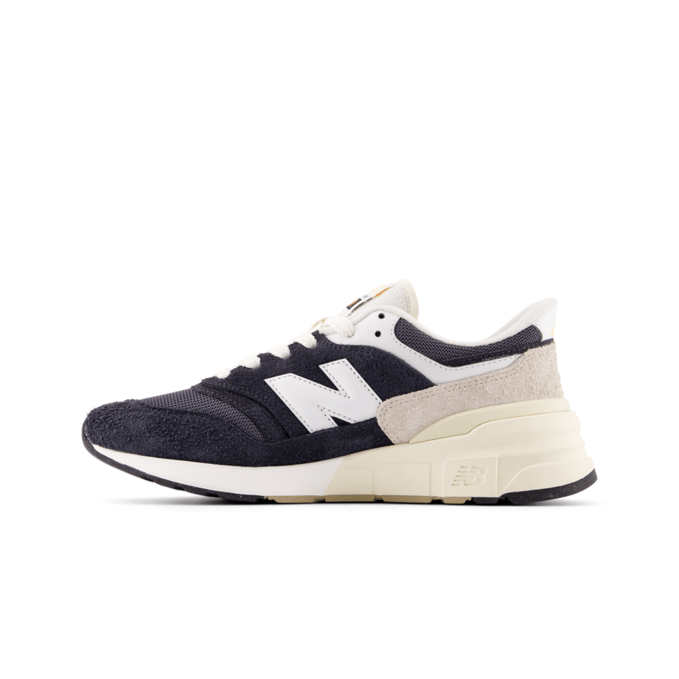 New Balance 997R MenAlive & Dirty 