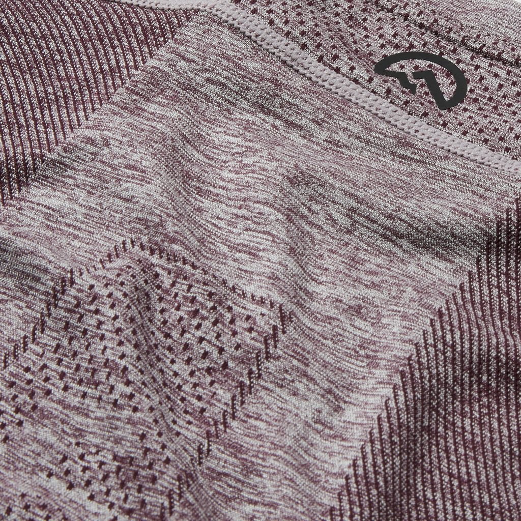 Flux Contour Seamless T-Shirt Men