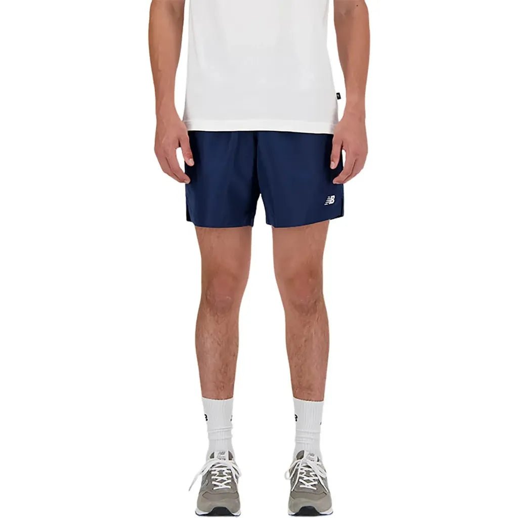 New Balance Essential 7" Woven Short MenAlive & Dirty 